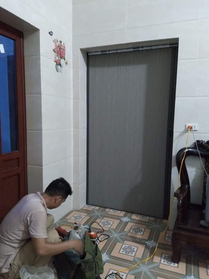 Demo cửa nhôm kính